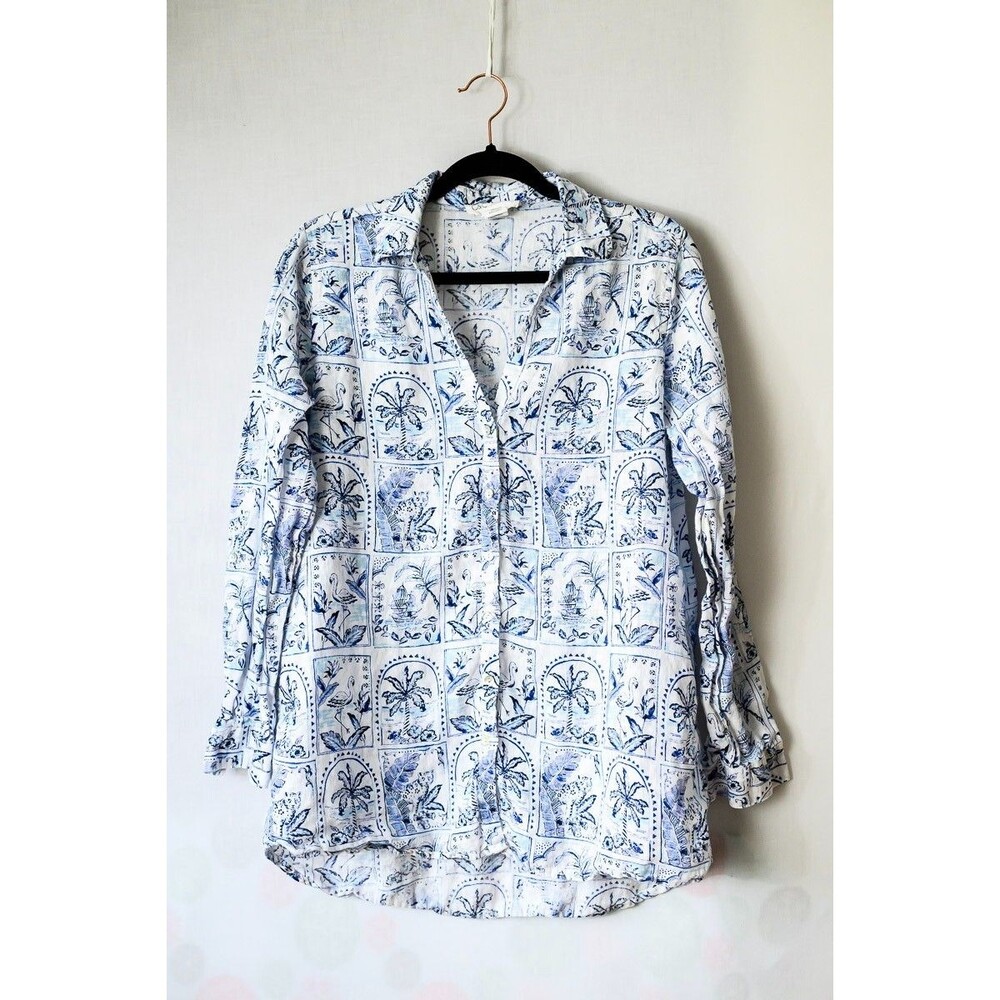 C&C California Linen Button down Shirt White Blue floral pattern beachy M